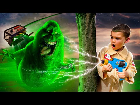 Ghostbuster trying to catch a ghost ! - Dima Kids TV