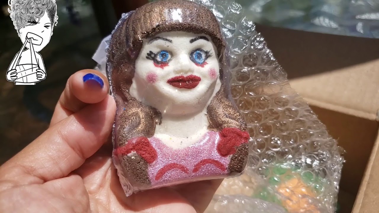 Unboxing: Mother's Day Gift Wicked Suds Horror Bath Bombs - YouTube