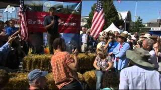 Raw Video: Romney in Shouting Match With Crowd