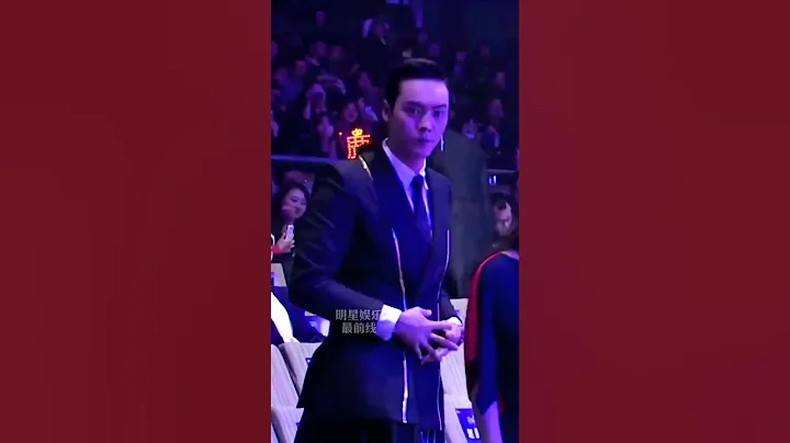 行走的荷爾蒙~和趙麗穎一起同台領獎，真的是神仙顏值啊~#陳偉霆 #趙麗穎 #風暴舞 - 天天要聞