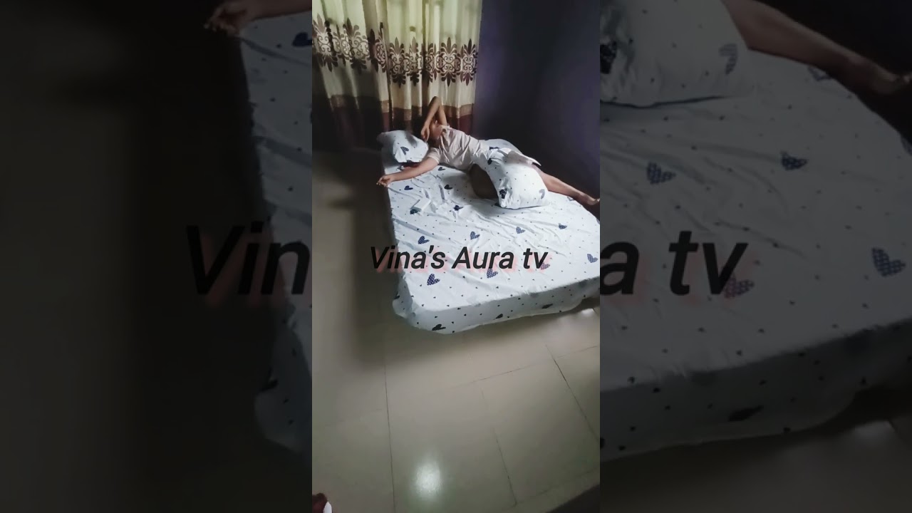 Trying to read for her exam 