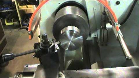 Clausing Colchester 8000 series lathe. 15x50 Nice!