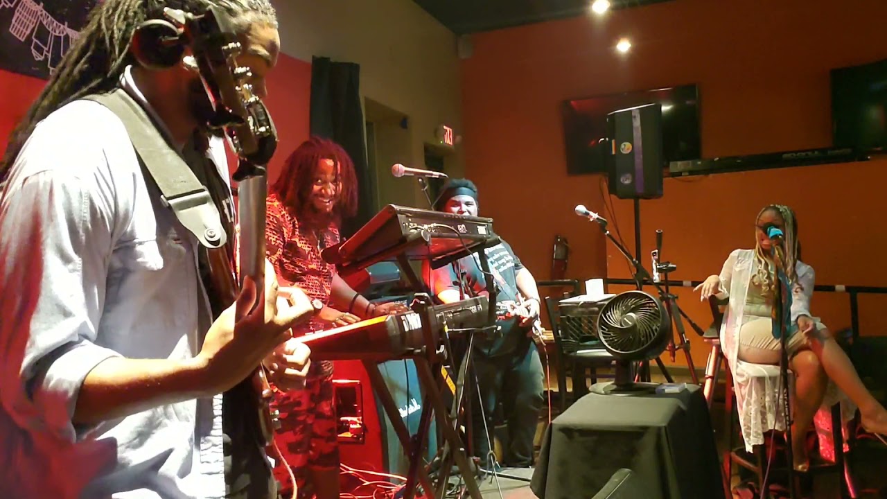 BASS iMANi SOLO w/ THE BLOODFUNKS‼🔥🥵