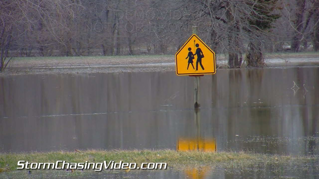3/18/2015 Carmi, IL Little Wabash River Flooding