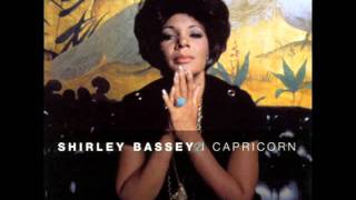 Video voorbeeld van "Shirley Bassey - Love (1972)"