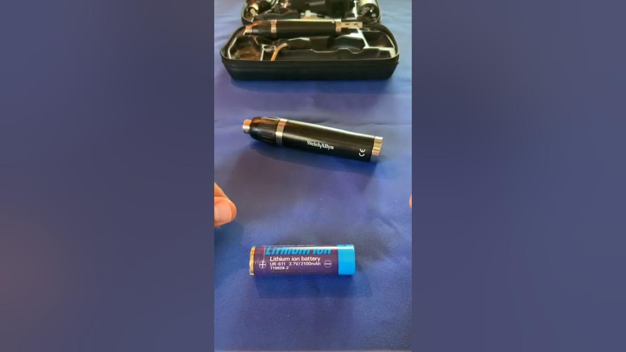 how-to-replace-battery-for-welch-allyn-li-ion-handle-youtube