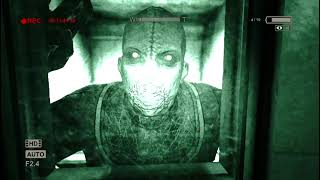 😨 Outlast 😱