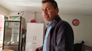 Almaya Mecbur Kaldimeli̇fsu Çayevi̇nde Sabah Ruti̇ni̇m