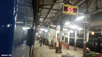 Nandigram Express Departs Nagpur | Alarm Chain Pulling | Warned By People.