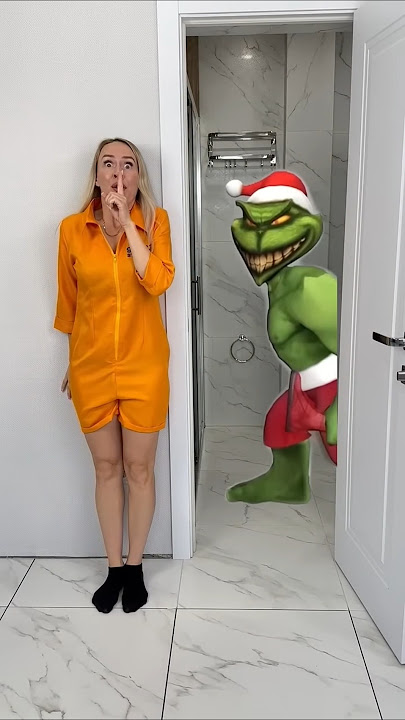 The Grinch Steals a Prisoner and a Spiderman🤪👺👹🤡🤡👺👹 #shorts by Leisi Crazy#p3236