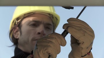 PV Solar installation I-V Curve tracer of photovoltaic strings and modules