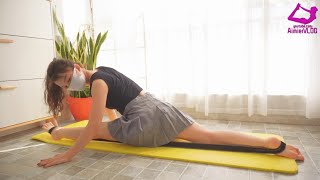 yoga belt🧘🏻♀️hip opener crotch-hip stretch 요가스트레칭 💃hip-up stretch before work at home😘運動