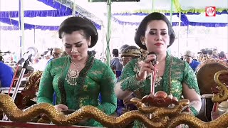 Ny PUJIATUN VS Ny ENY Sinden senior suara syahduuu,,,,