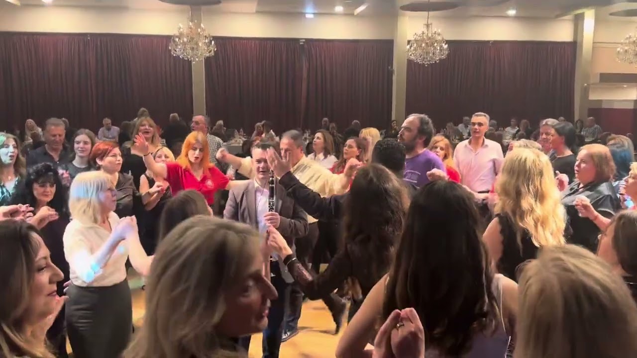 ΣΤΗΣ ΠΑΡΓΑΣ ΤΟΝ ΑΝΗΦΟΡΟ, ΚΩΣΤΑΣ ΜΗΤΣΗΣ, ΓΙΑΝΝΗΣ ΖΙΑΚΟΣ ΚΛΑΡΙΝΟ