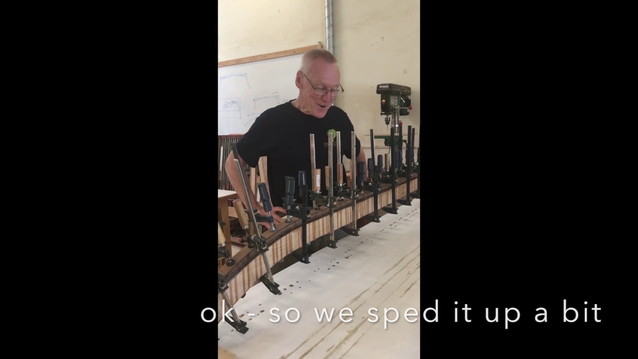 woodworking traduction Demo of A Bent Lam Glue Up