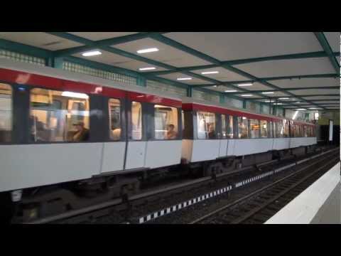 U-Bahn Hamburg DT4 Züge im Bahnhof Rauhes Haus U2 [1080p]