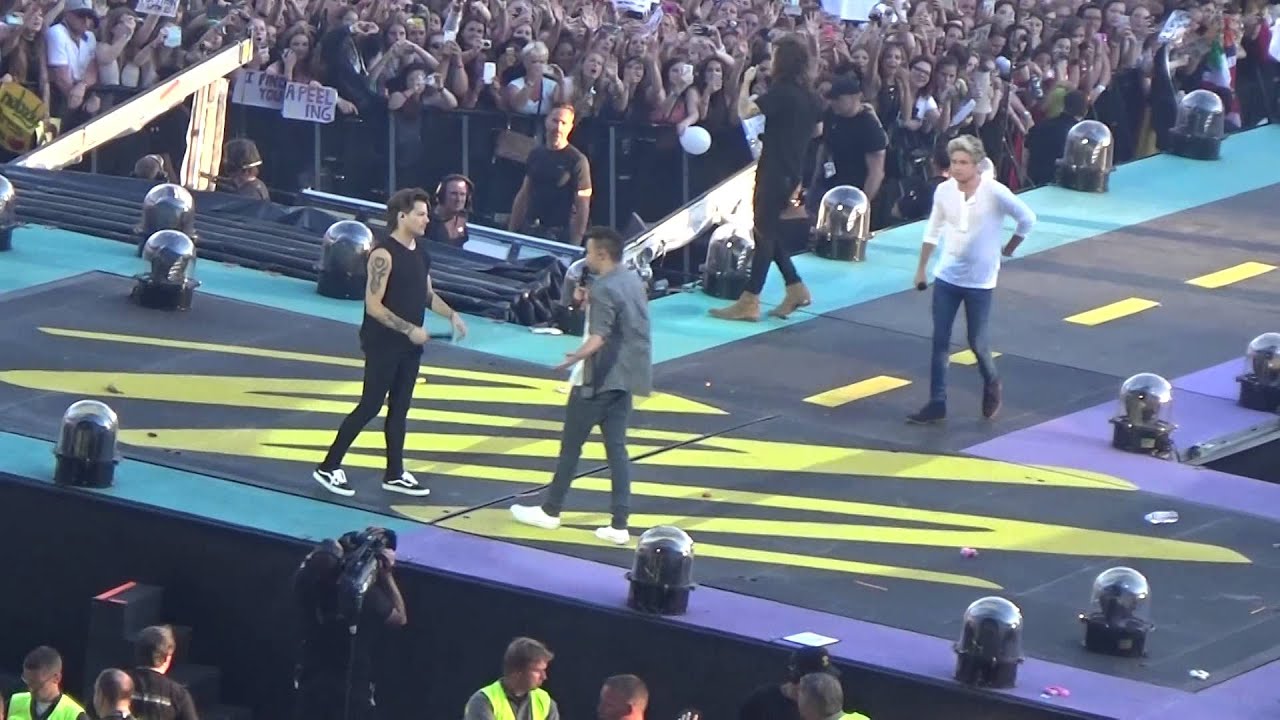 One Direction - Midnight Memories & Kiss You (OTRA Brussles)