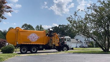 Peterbilt 520 Loadmaster Eclipse Picking Up My Trash and My Neighbors
