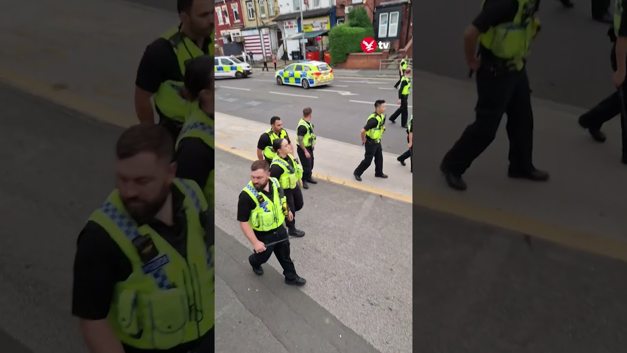 Police Officers Outnumbered In Leeds Riots News Shorts