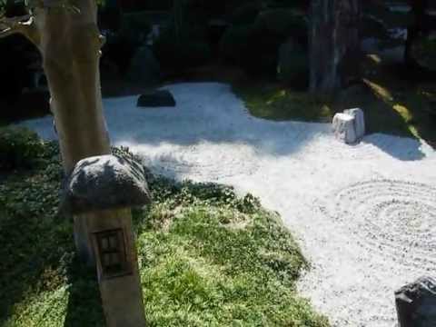 重森三玲の世界　東福寺　霊雲院　京都の枯山水庭園　（廊下撮影版）