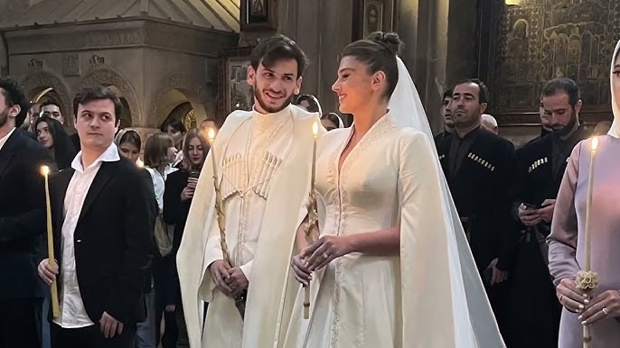 ხვიჩა კვარაცხელიამ და ნიცა თავაძემ ჯვარი დაიწერეს ❤️ - YouTube