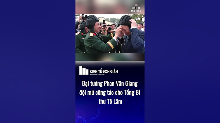 Đại tướng Phan Văn Giang đội mũ công tác cho Tổng Bí thư Tô Lâm