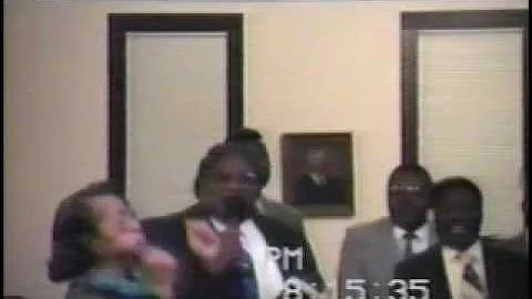 The Late Perry L. McNeal singing "Hold to God's Un...