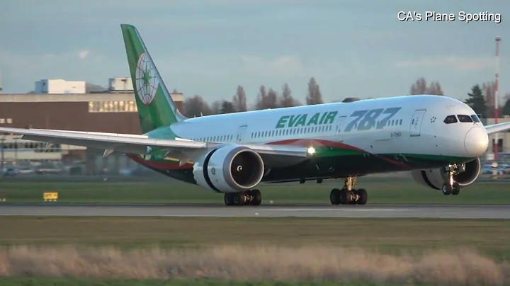 (4K) Evening Arrivals at YVR - Vancouver, Canada | Plane Spotting