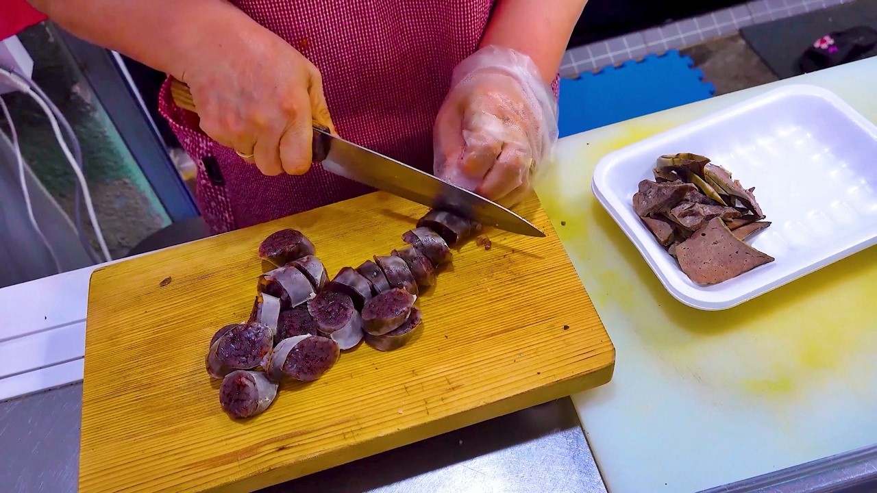 [진주 로컬 현지인 맛집] 상대동 자유시장 한아름김밥 Part 1 순대 내장 Korean travel trip food sundae pork sausage intestines