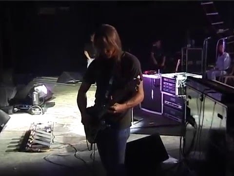 Steve Morse in rehearsals with Deep Purple in 2000