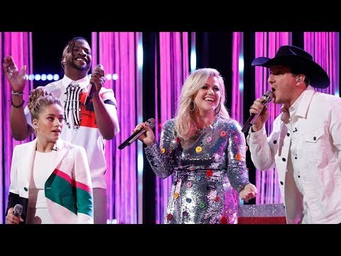 Kelly Clarkson Sustains an E5 on 'The Voice' Team KC Performance of 'Don't Take The Money'