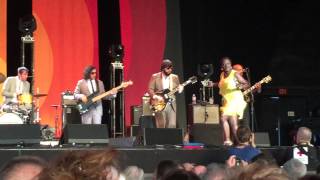 Sharon Jones &amp; Dap Kings    We Get Along