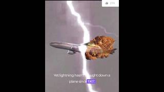What happens if a plane is struck by lightning ⚡