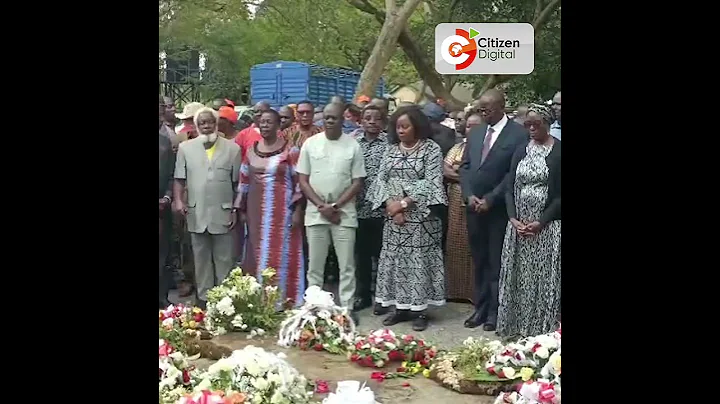 Raila Odinga’s family, accompanied by leaders from Nyanza region, visit his grave