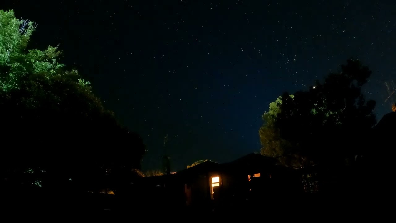 Christmas Eve in Euroa, night sky time lapse