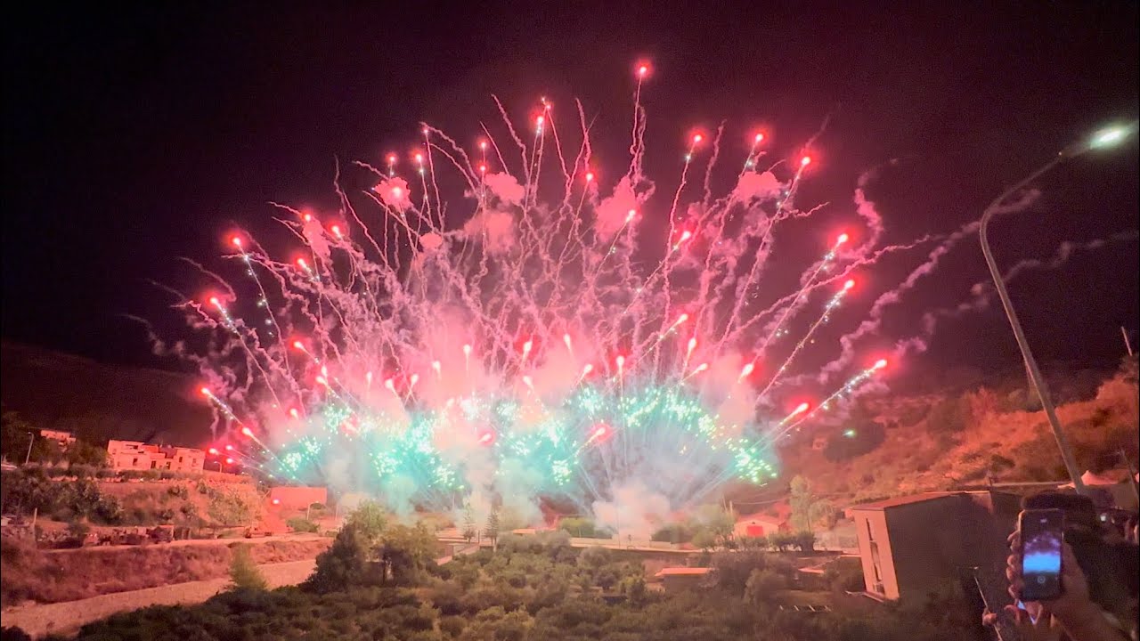 4K - Burgio (AG) - 19 Agosto 2023 - San Giuseppe - Spettacolo pirotecnico Firemotion di Nino Belardo