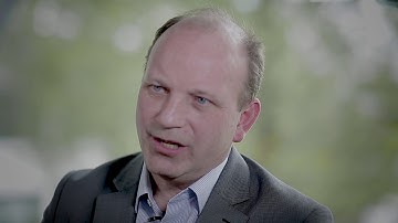 How can telcos improve customer experience?