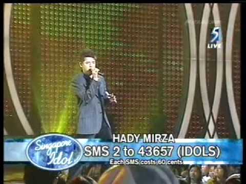 Hady Mirza performs a song from the judges' list during the Singapore Idol 2 Finale