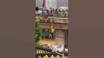 Thái Nguyên: Nghẹt thở khoảnh khắc thả dây cứu 3 người giữa dòng lũ xiết #tintuc #tinnong #tintuc24h