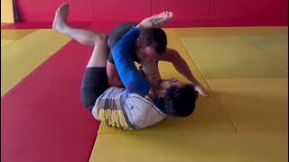 BJJ white belt escaping armbar