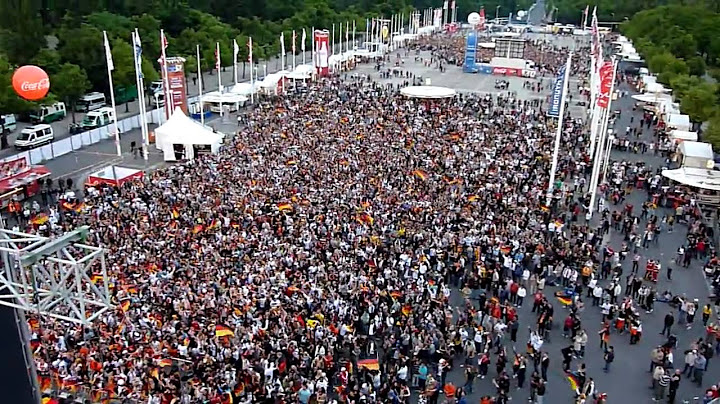 Das 2:0 im Spiel: Deutschland vs. Australien im Olympia Stadion Berlin 2010