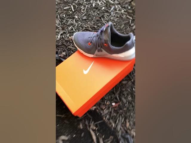 para ver Bigote Acostumbrados a IS THIS THE BEST CROSS TRAINING SHOE FOR FLAT FEET? | NIKE AIR ZOOM COMMAND  PERFORMANCE REVIEW - YouTube