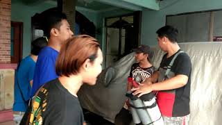 Download lagu Malu malu ternyata ENAK BANGET -Satu hati sampai mati -Thomas Arya | Ngamen Santuy.