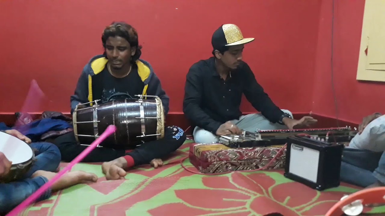 Nagin been music by banjo with dholak