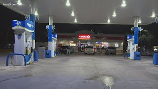 Police looking for suspect after two overnight robberies possibly linked