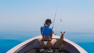 Fishing the Great Barrier Reef Australia with @fishhuntressamy