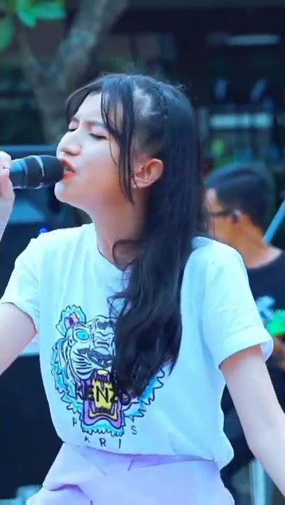 PECAH SERIBU - MEME AMELIA