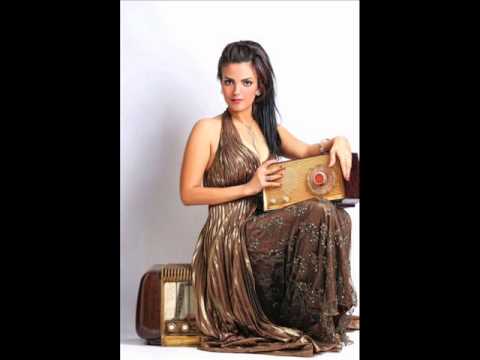 شيما شريف ماشي على مبدأ من البوم كان حياتي 2014