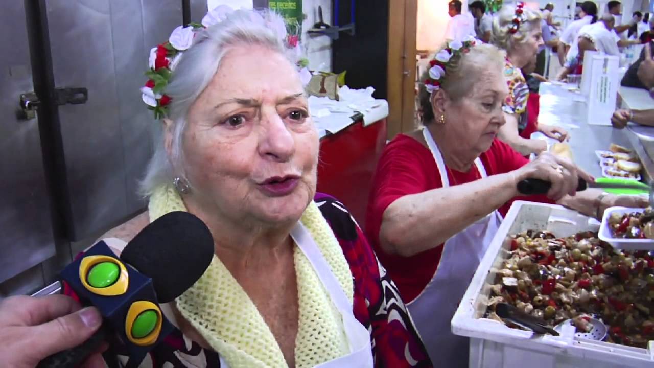 O segredo do molho de tomate das MAMAS da São Vito no Brás/SP
