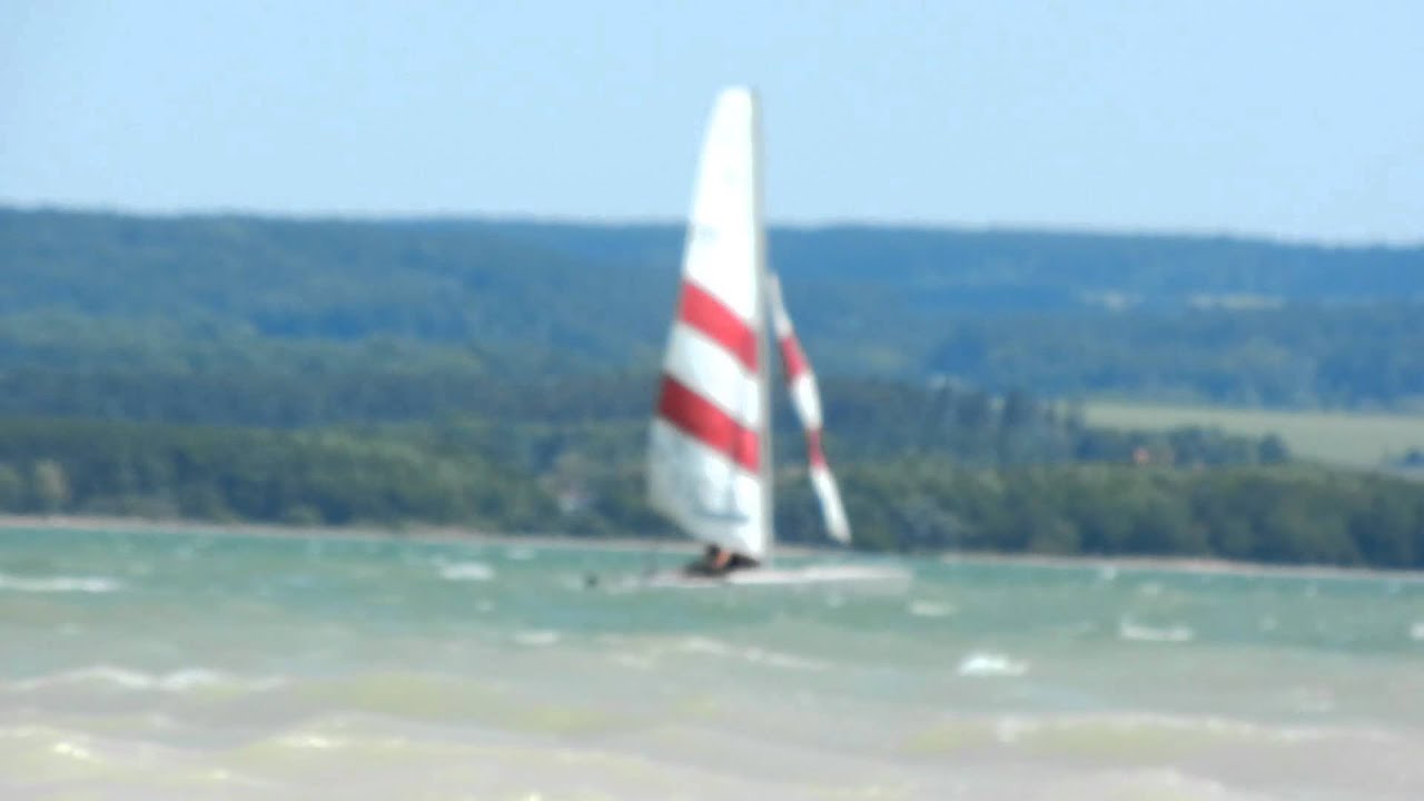 Vodní nádrž Rozkoš - Windsurfing na českém moři - Full HD č.1